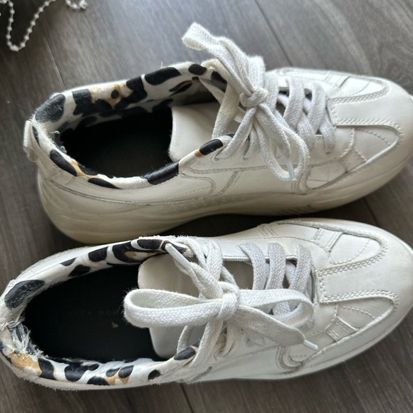 Zara Stylish White Sneakers with Leopard Print Lining - Picture 2 of 7